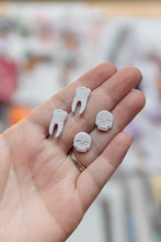 Load image into Gallery viewer, tiny skull studs
