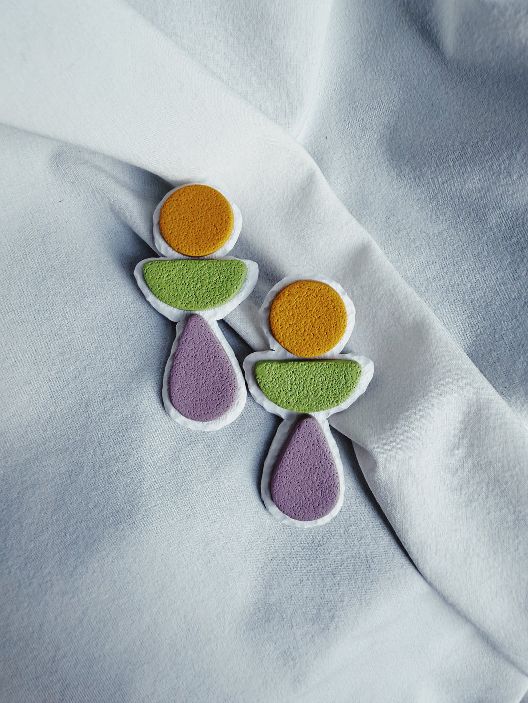 big color block studs