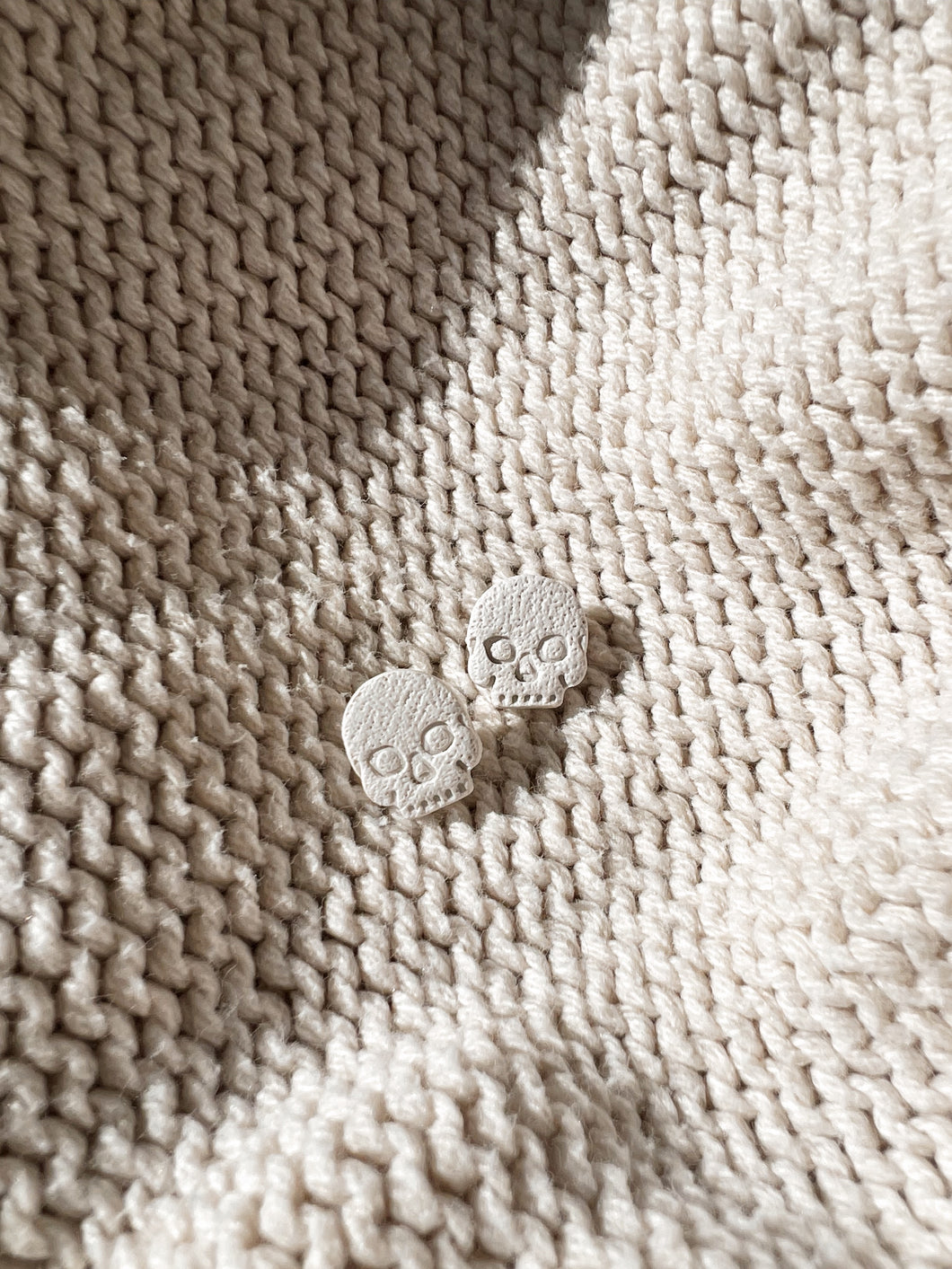 tiny skull studs