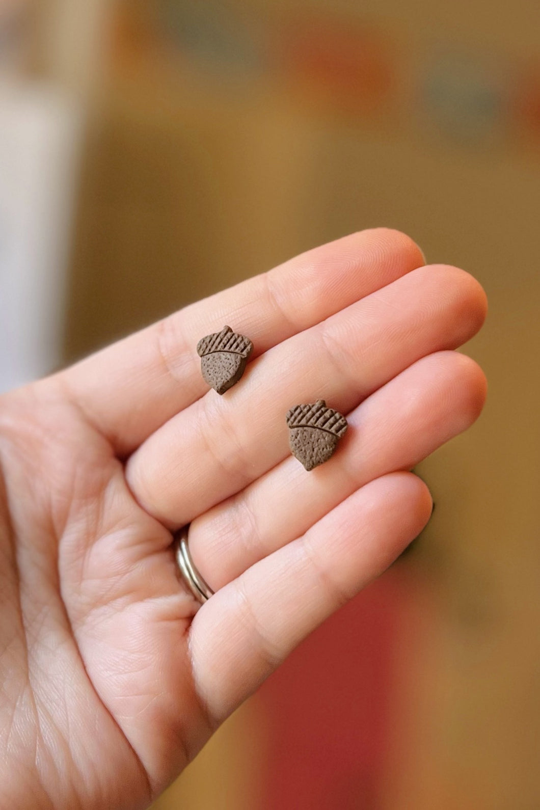 acorn studs mini