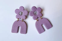 Load image into Gallery viewer, flower arches in purple

