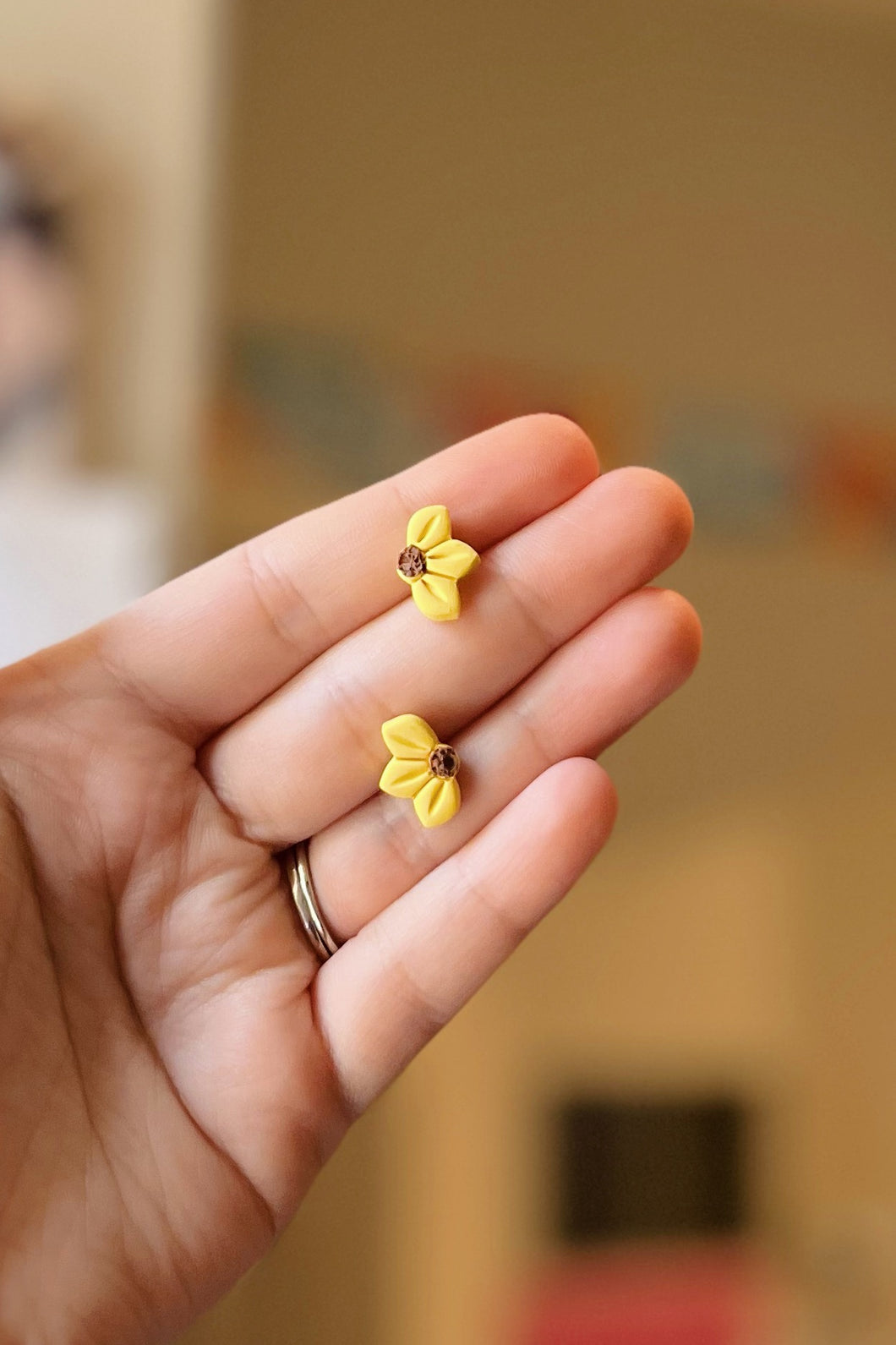 sunflower half studs