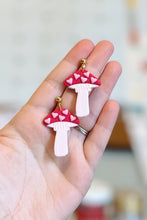 Load image into Gallery viewer, love mushies
