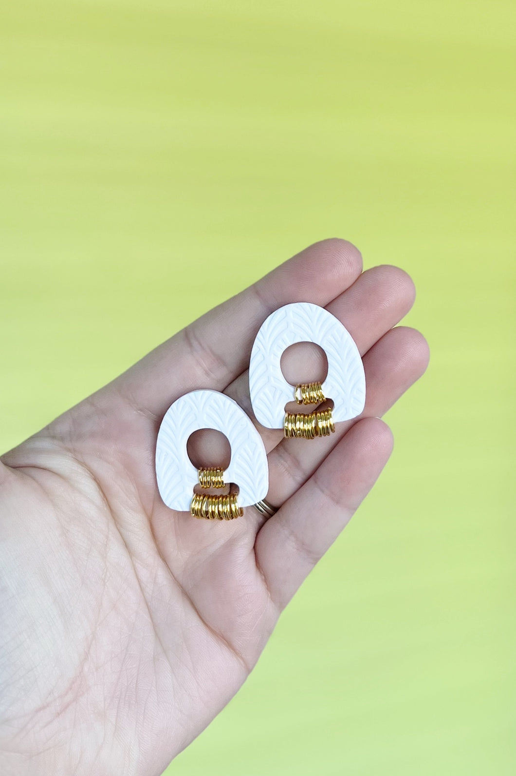 double ringed big arch studs