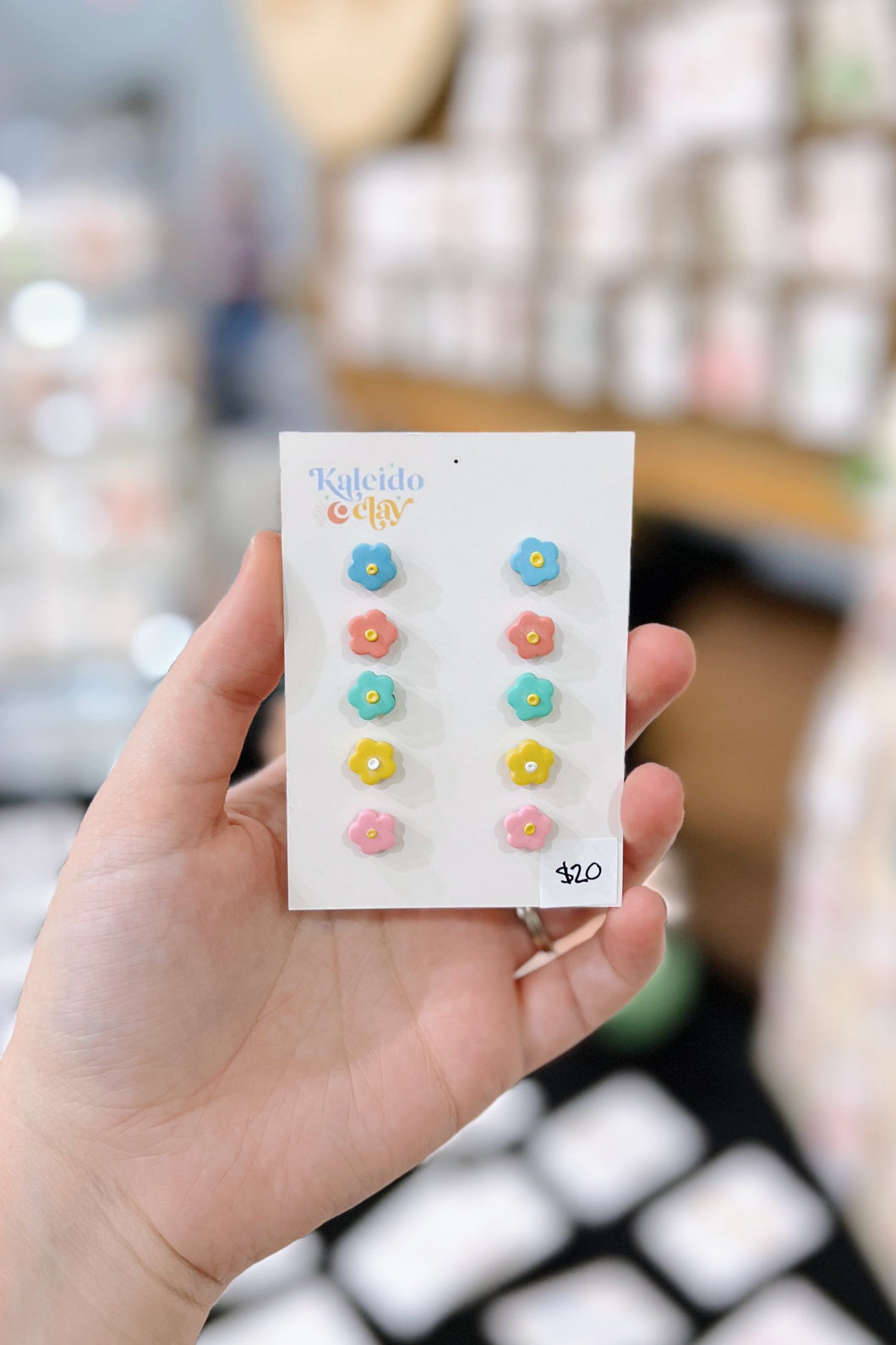 flower studs set