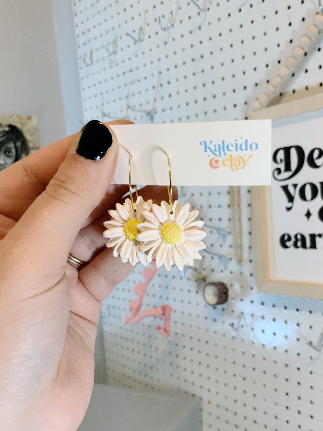 daisy hoops