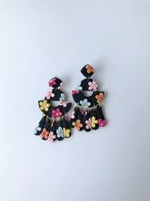 Load image into Gallery viewer, the Freya • black floral
