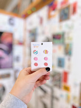 Load image into Gallery viewer, spring studs set
